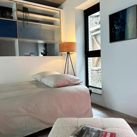 Loft 202 *